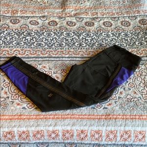 Victoria’s Secret Sport leggings